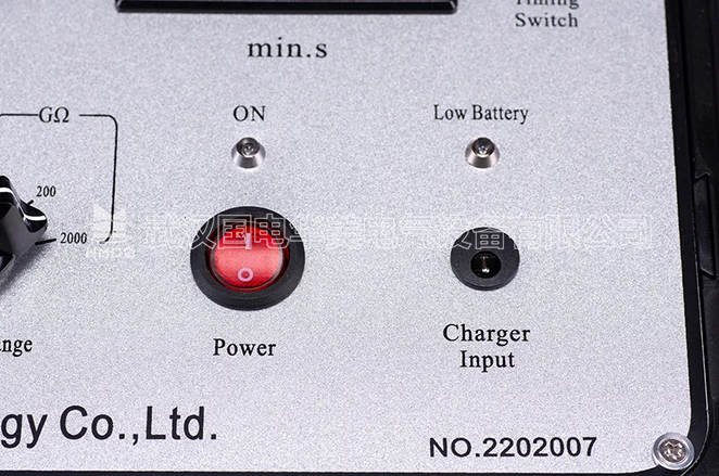 可调高压数字兆欧表
