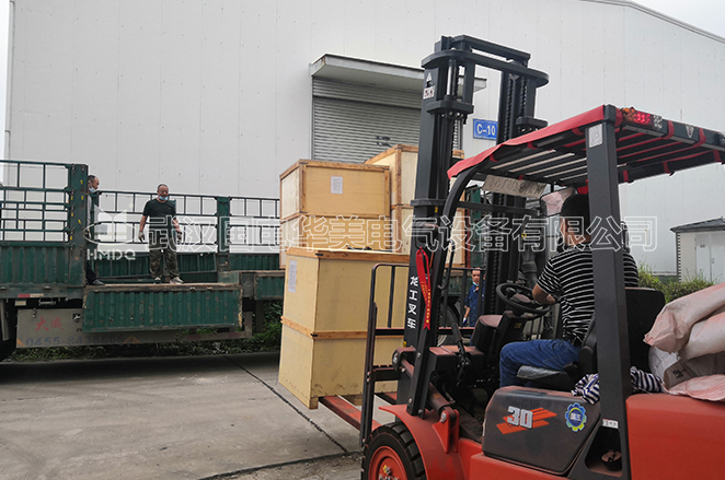 7000A大电流发生器