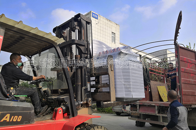 大电流温升试验装置