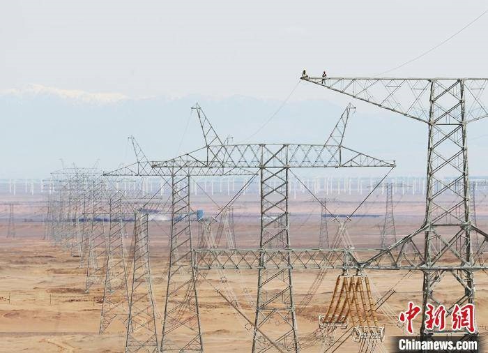 新疆首条特高压直流输电工程2023年度外送电量同比提前超400亿千瓦时