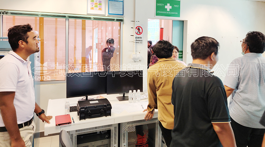 武汉国电华美公司帮助马来西亚客户现场安装调试局放屏蔽室及无局放耐压成套试验装置